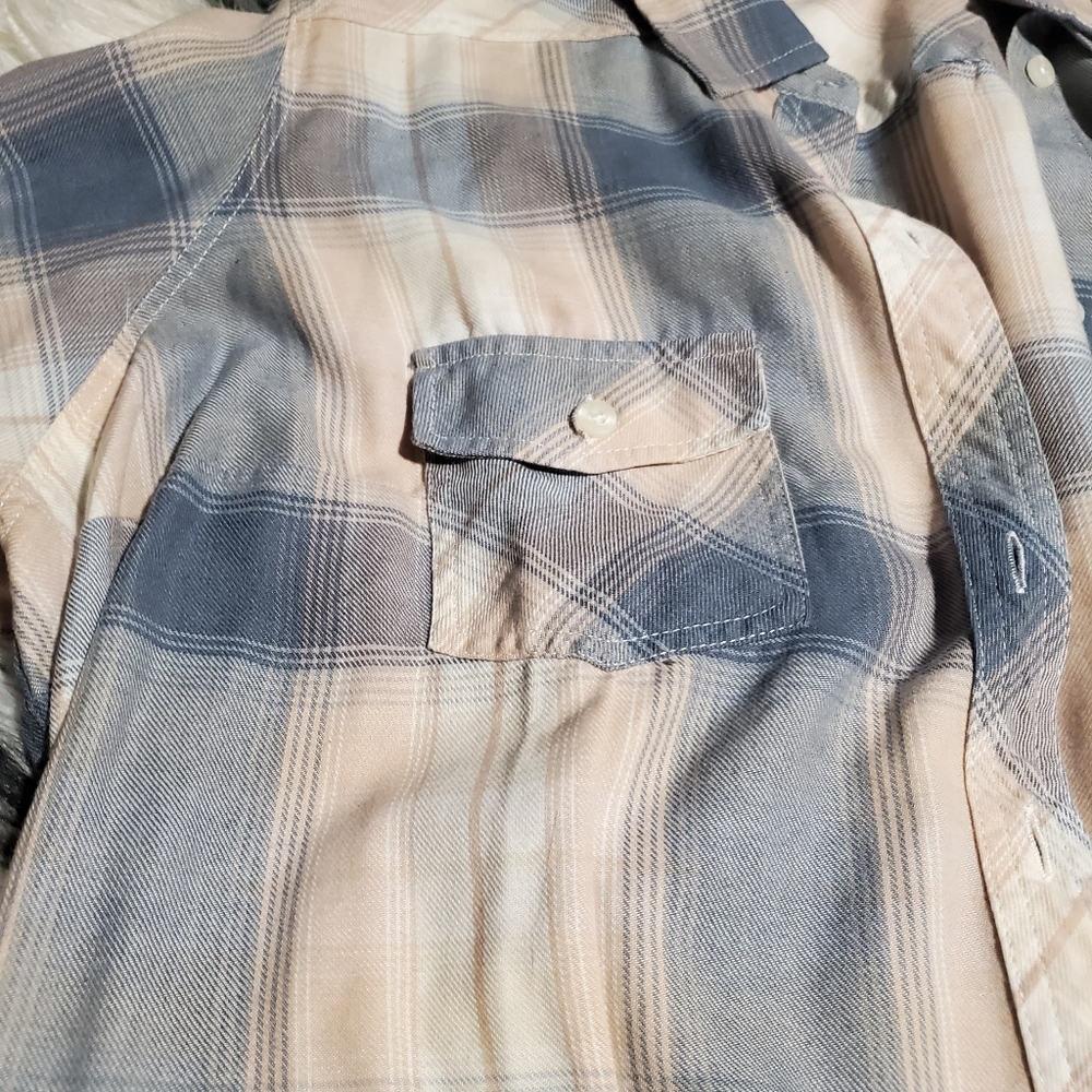 Blue & tan plaid torrid long sleeve button down size 3